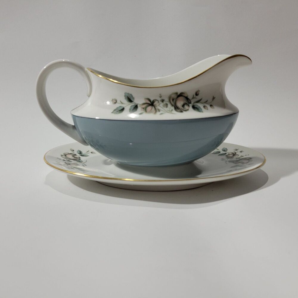 Royal Doulton Rose Elegans T.C.1010 Gravy Boat England